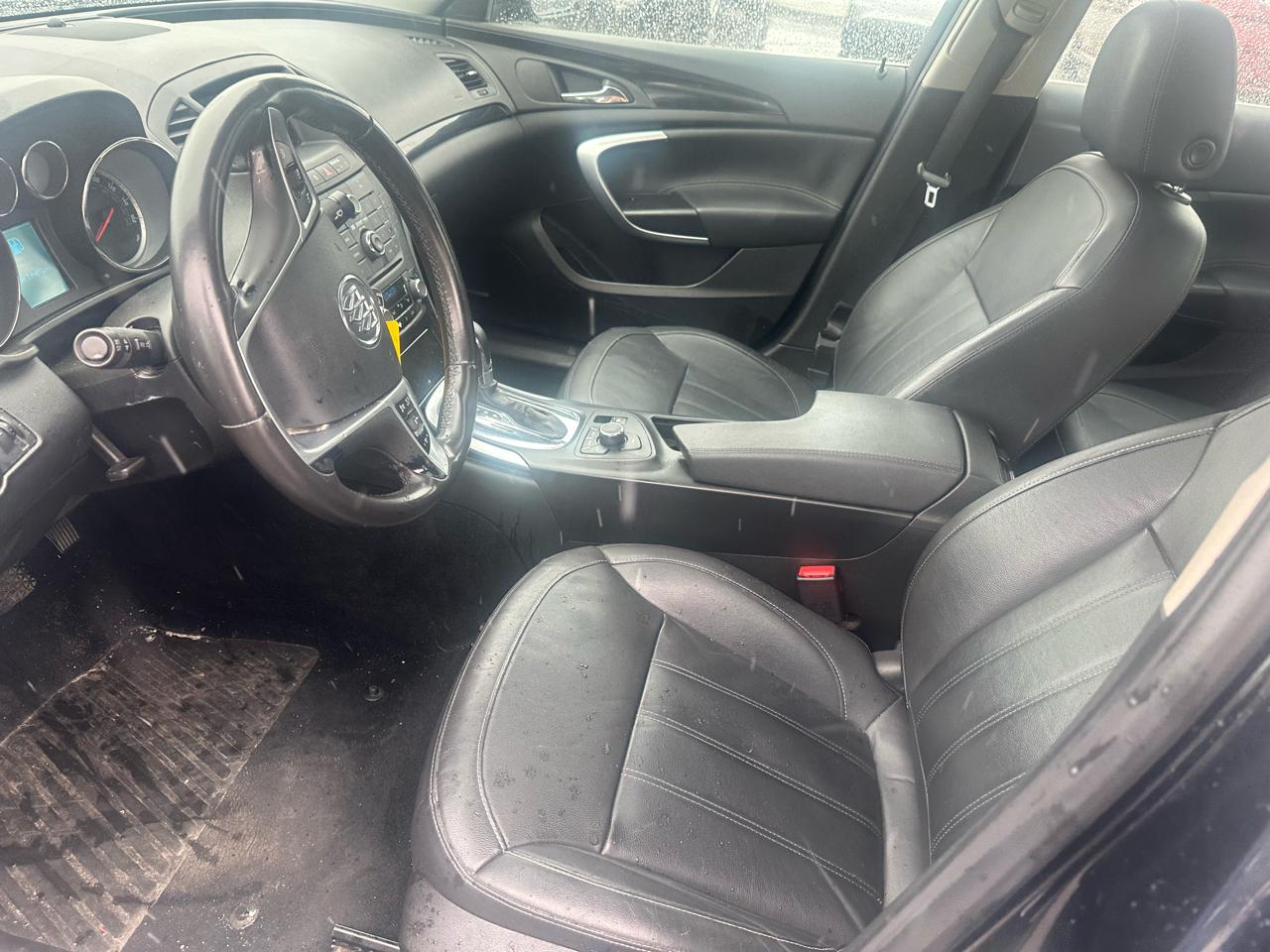 Buick Regal 4dr Sdn CXL RL6 (Russelsheim) *Ltd Avail* 2011