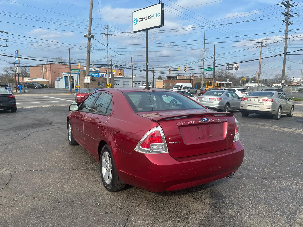 Ford Fusion 4dr Sdn I4 SE FWD 2008