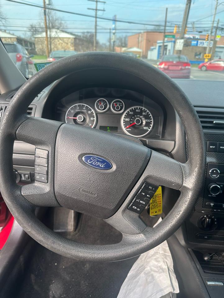 Ford Fusion 4dr Sdn I4 SE FWD 2008