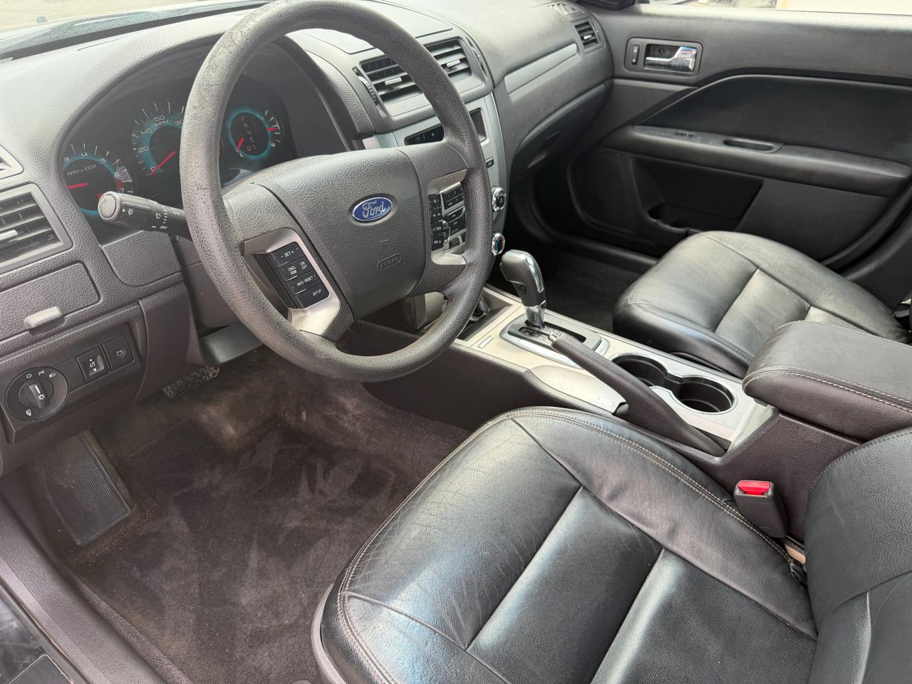 Ford Fusion 4dr Sdn SE FWD 2010