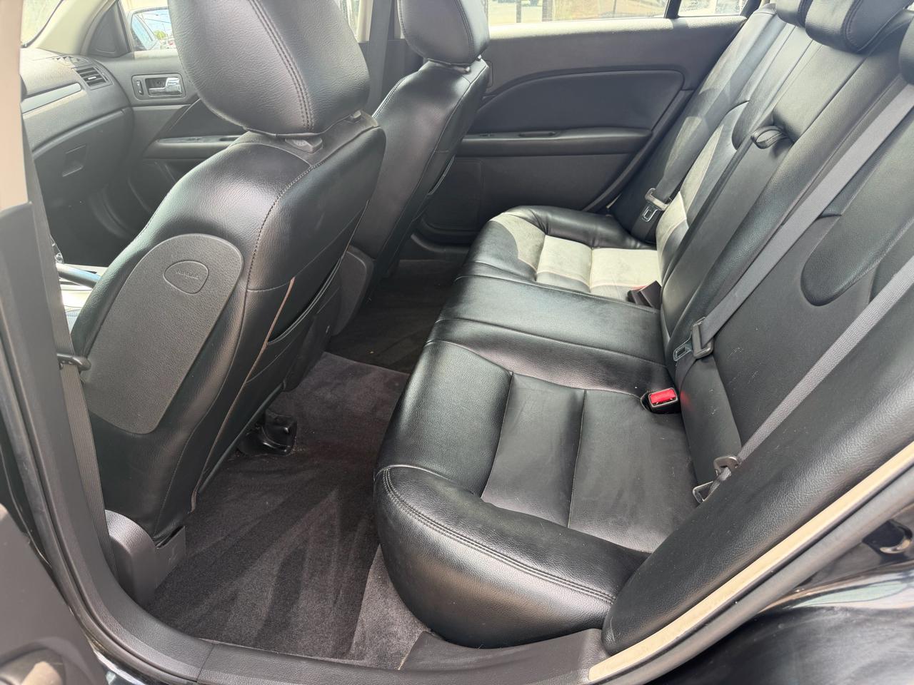 Ford Fusion 4dr Sdn SE FWD 2010