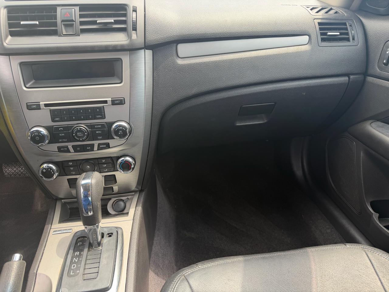 Ford Fusion 4dr Sdn SE FWD 2010