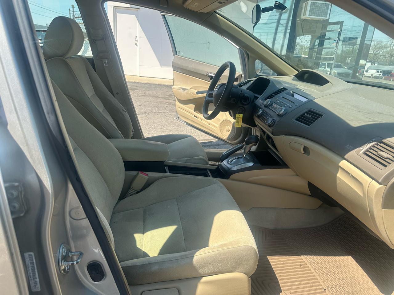 Honda Civic Sdn LX AT 2006