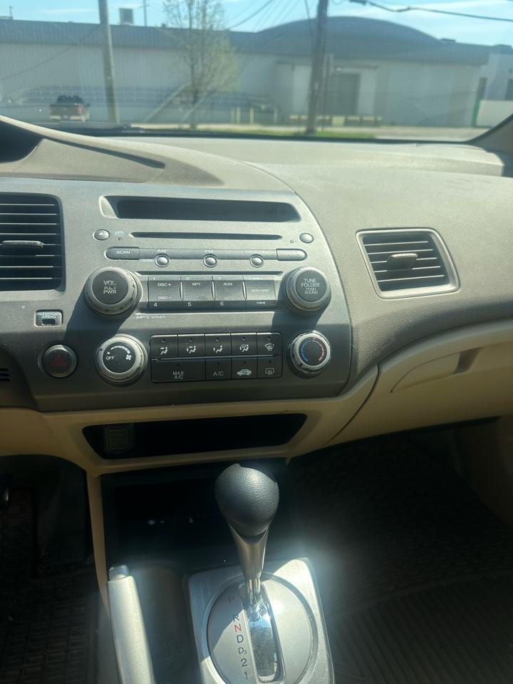 Honda Civic Sdn LX AT 2006