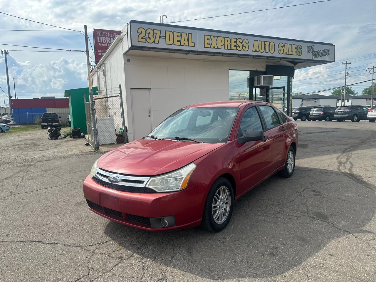 2009 Ford Focus 4dr Sdn SE