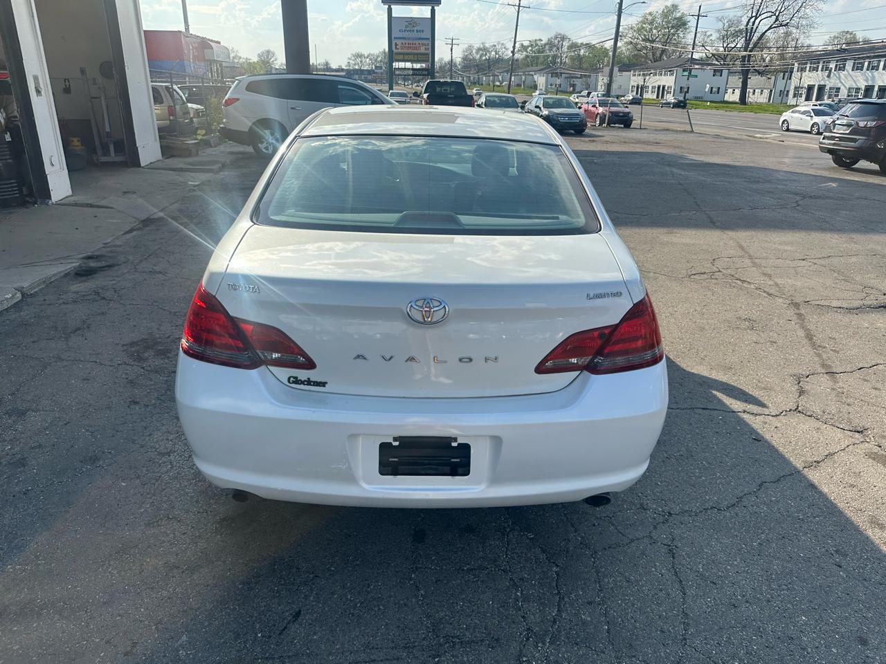 Toyota Avalon 4dr Sdn Touring (Natl) 2008