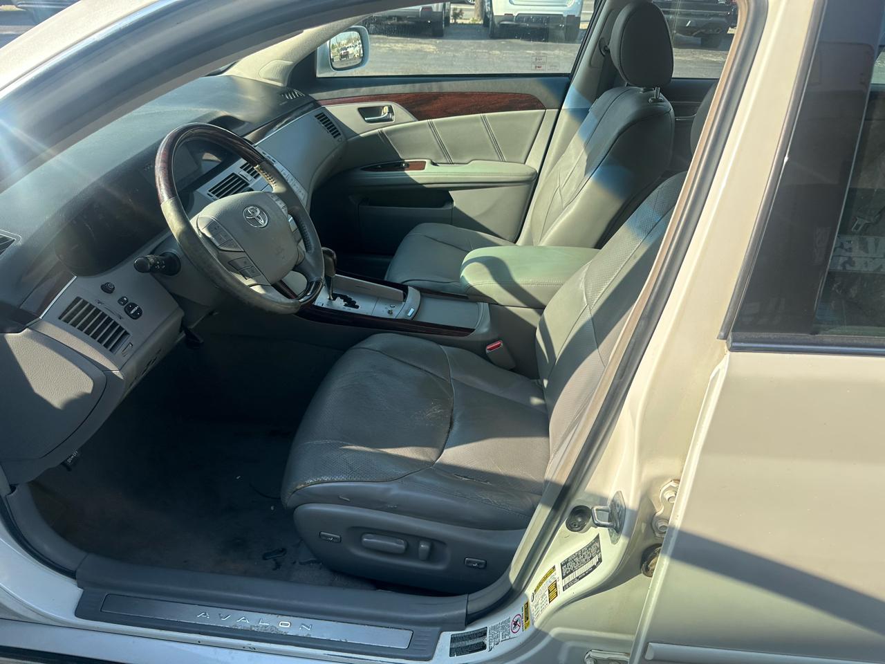 Toyota Avalon 4dr Sdn Touring (Natl) 2008