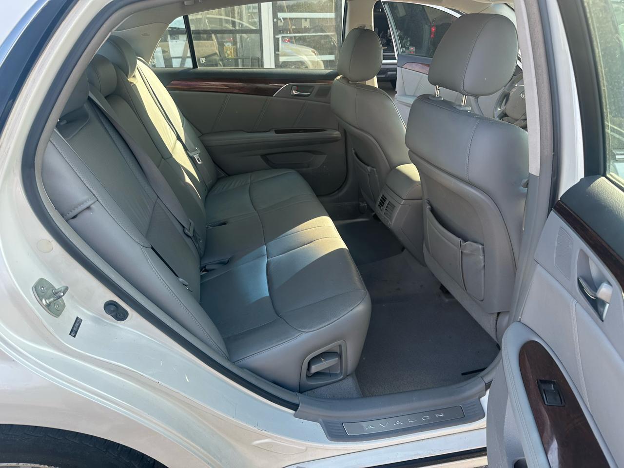 Toyota Avalon 4dr Sdn Touring (Natl) 2008