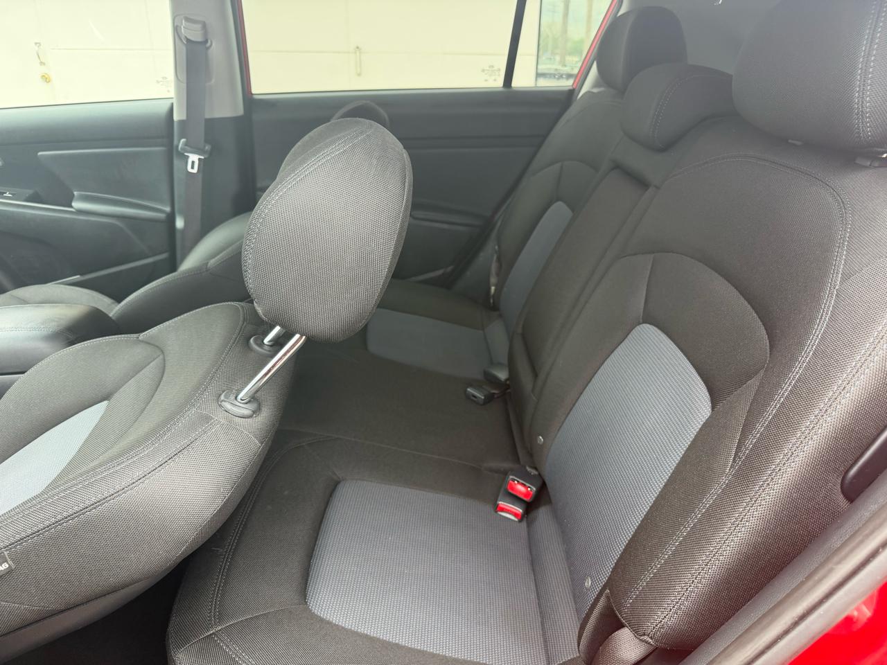 Kia Sportage AWD 4dr LX 2014