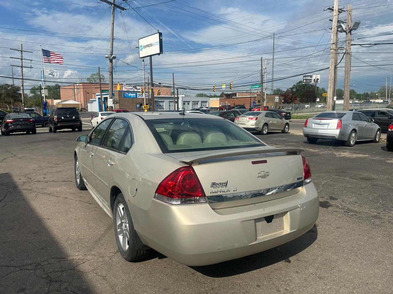 Chevrolet Impala 4dr Sdn LT Retail 2011