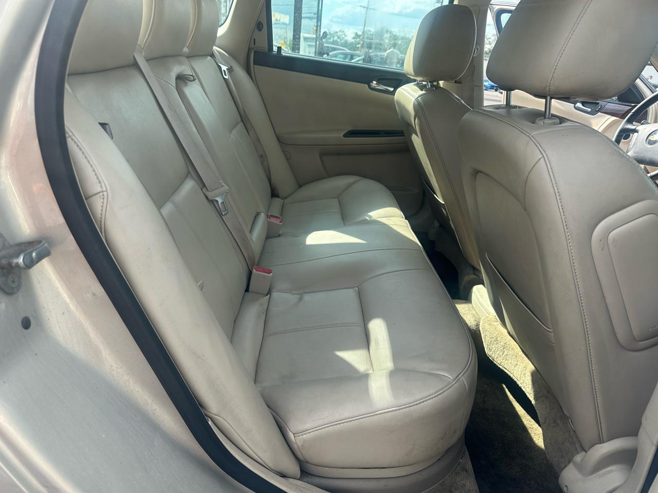 Chevrolet Impala 4dr Sdn LT Retail 2011