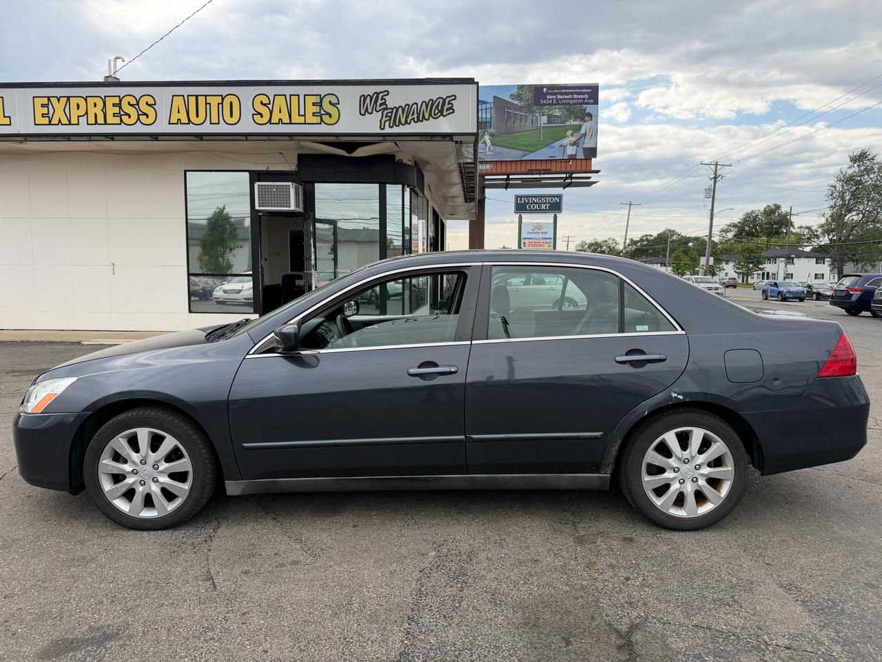 Honda Accord Sdn LX V6 AT 2006