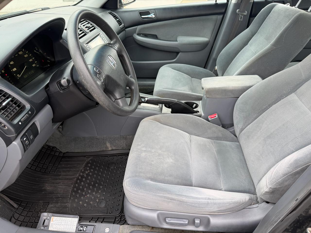 Honda Accord Sdn LX V6 AT 2006