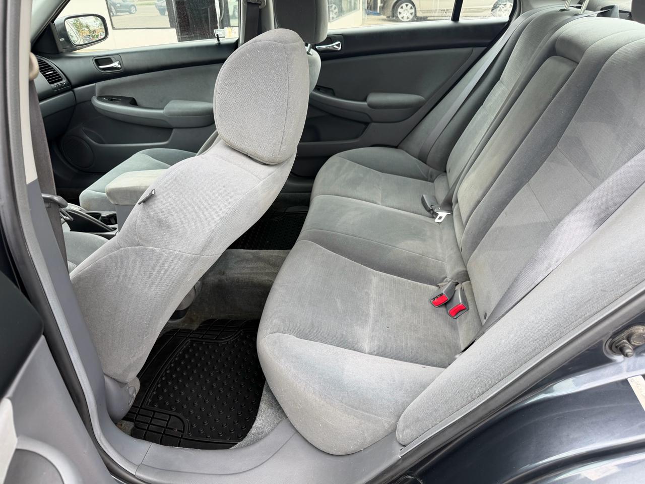 Honda Accord Sdn LX V6 AT 2006