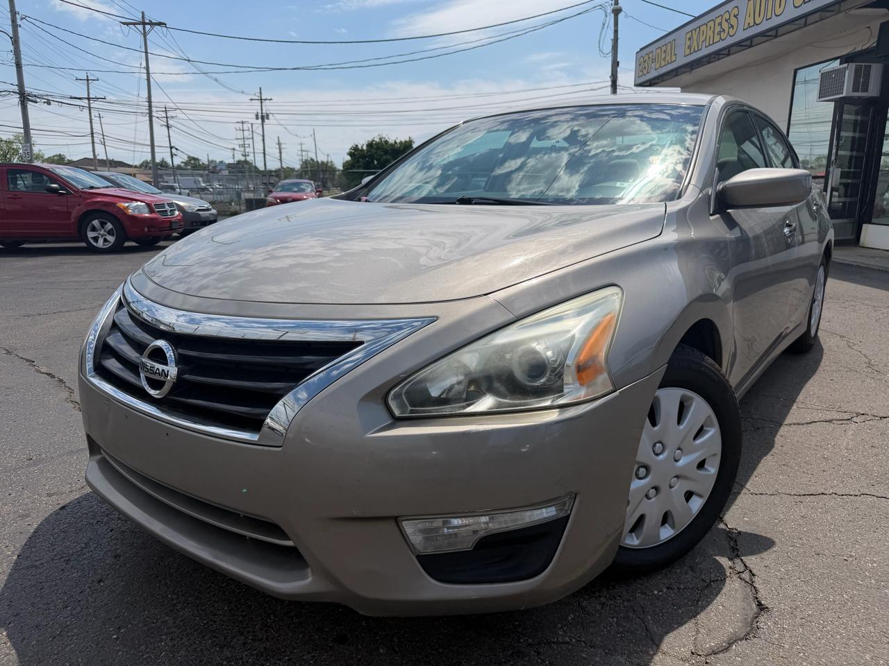 Nissan Altima 4dr Sdn I4 2.5 S 2015