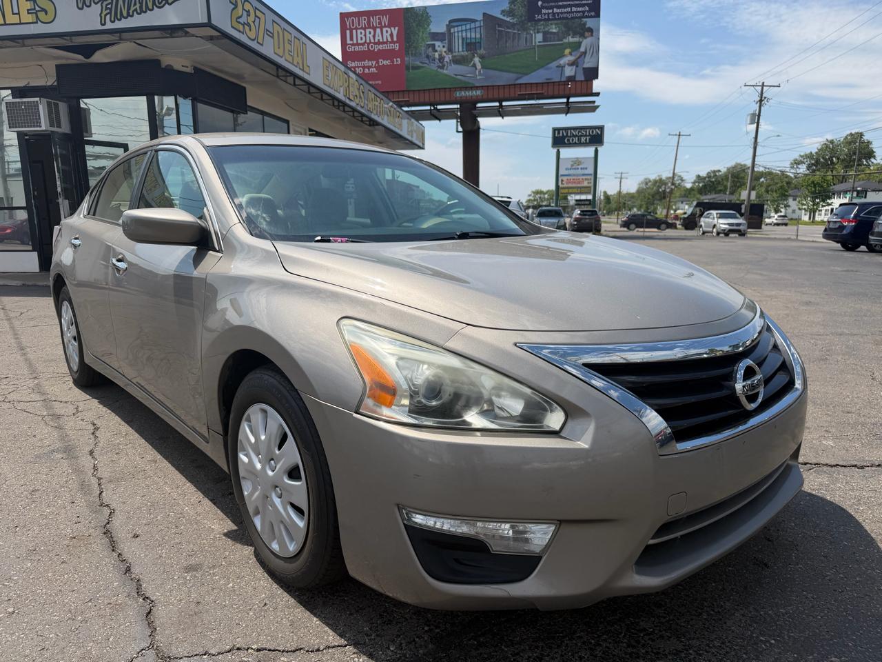 Nissan Altima 4dr Sdn I4 2.5 S 2015