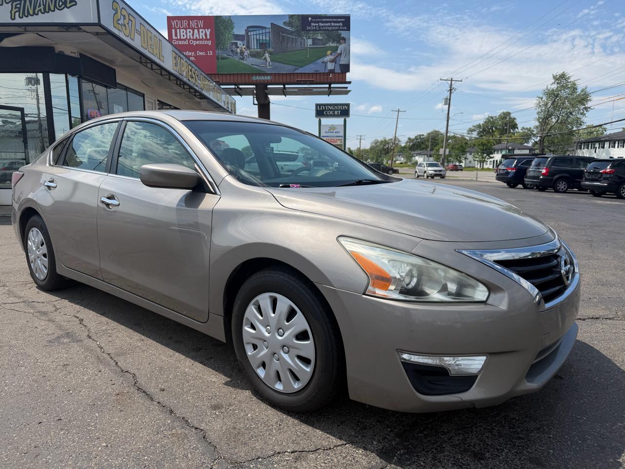 Nissan Altima 4dr Sdn I4 2.5 S 2015