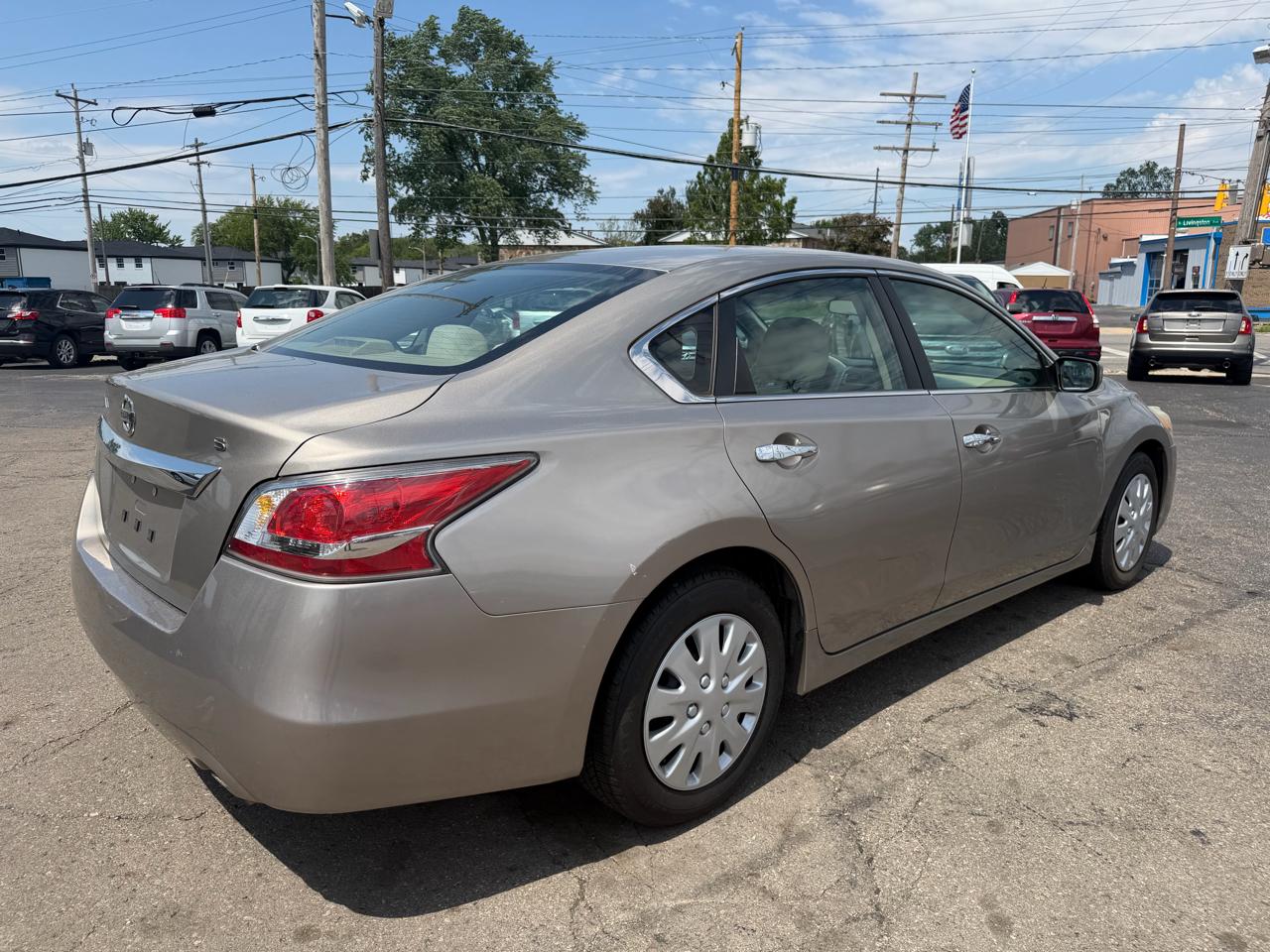 Nissan Altima 4dr Sdn I4 2.5 S 2015