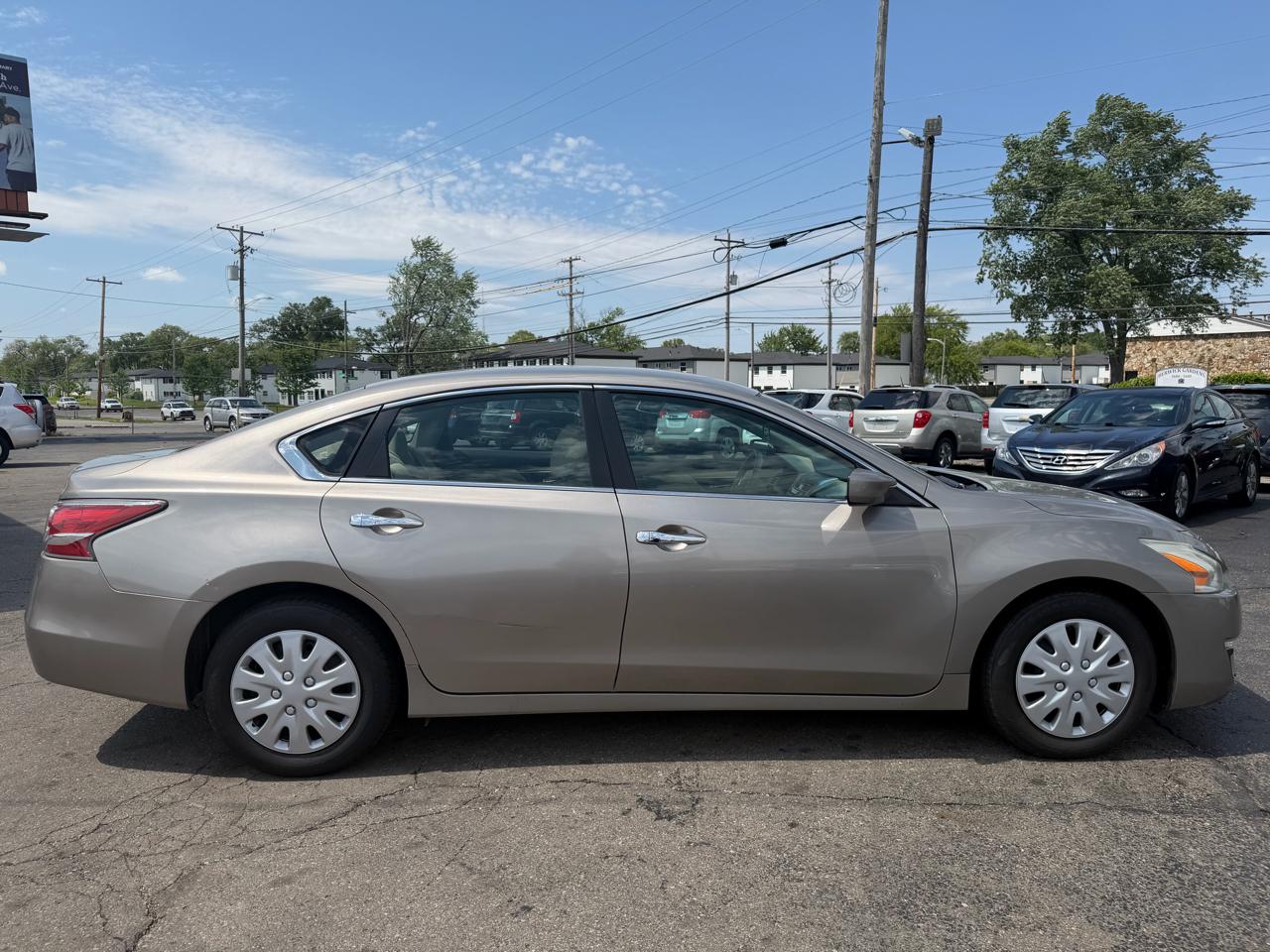 Nissan Altima 4dr Sdn I4 2.5 S 2015
