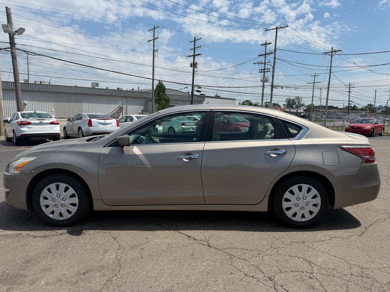 Nissan Altima 4dr Sdn I4 2.5 S 2015