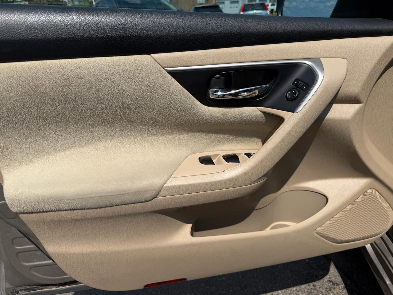 Nissan Altima 4dr Sdn I4 2.5 S 2015