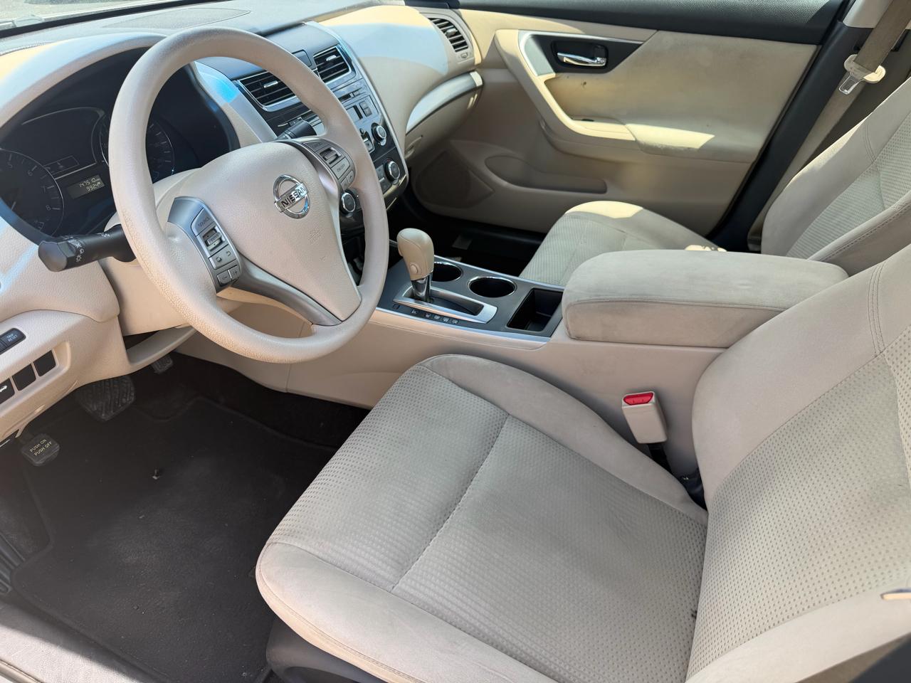 Nissan Altima 4dr Sdn I4 2.5 S 2015
