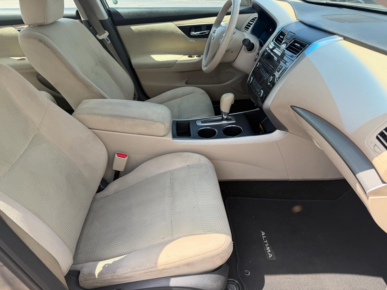 Nissan Altima 4dr Sdn I4 2.5 S 2015