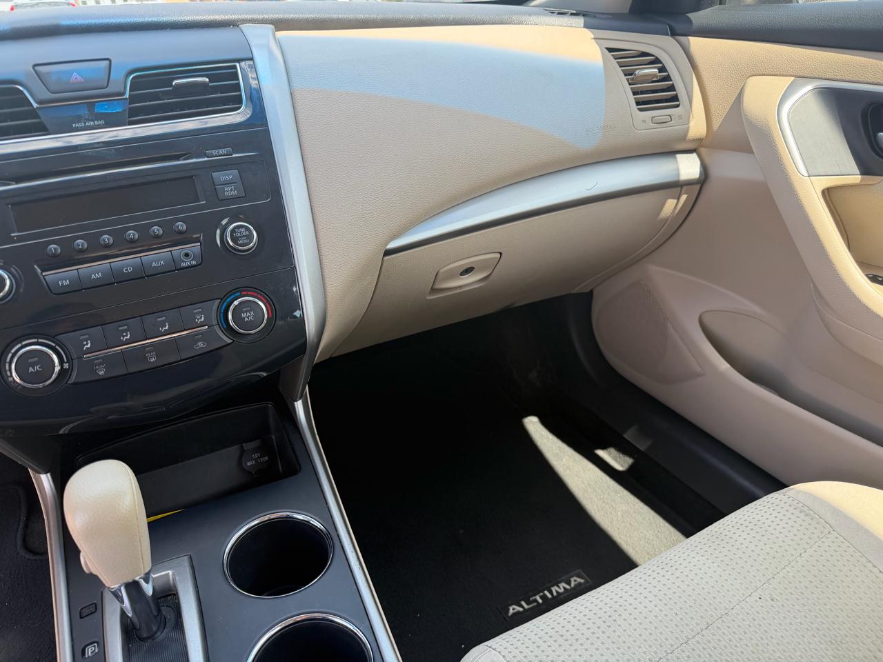 Nissan Altima 4dr Sdn I4 2.5 S 2015