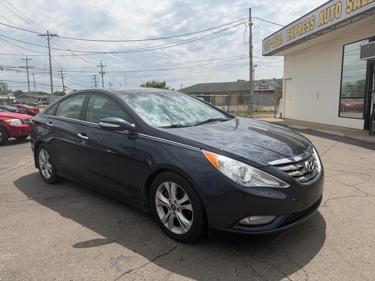Hyundai Sonata 4dr Sdn 2.4L Auto Limited 2012