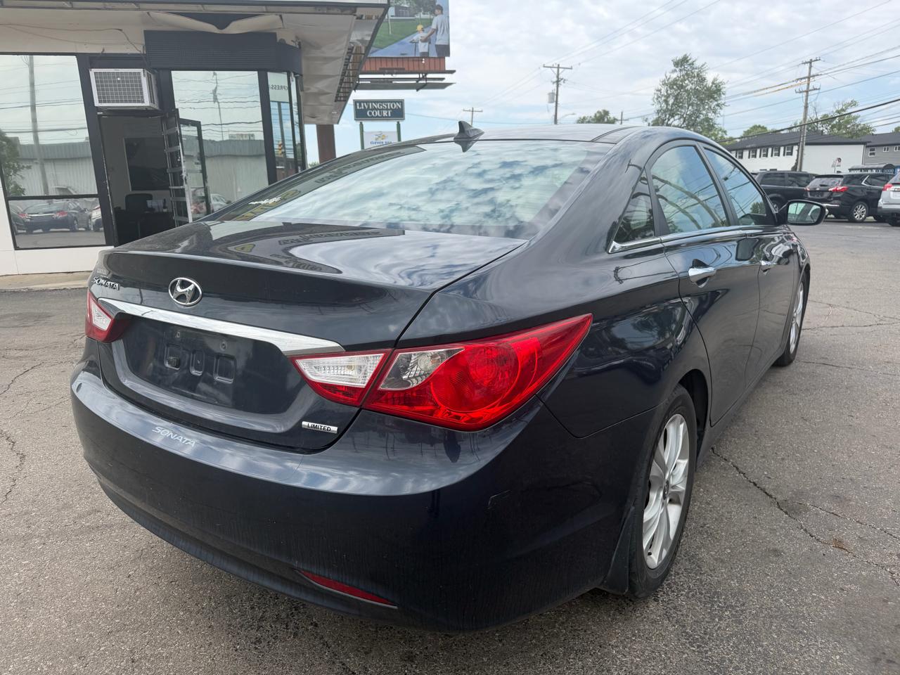 Hyundai Sonata 4dr Sdn 2.4L Auto Limited 2012