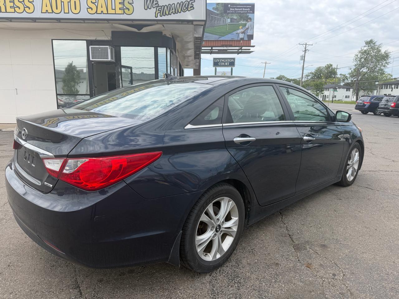 Hyundai Sonata 4dr Sdn 2.4L Auto Limited 2012