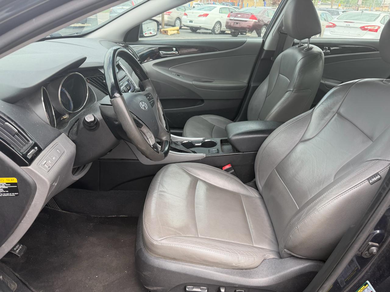 Hyundai Sonata 4dr Sdn 2.4L Auto Limited 2012