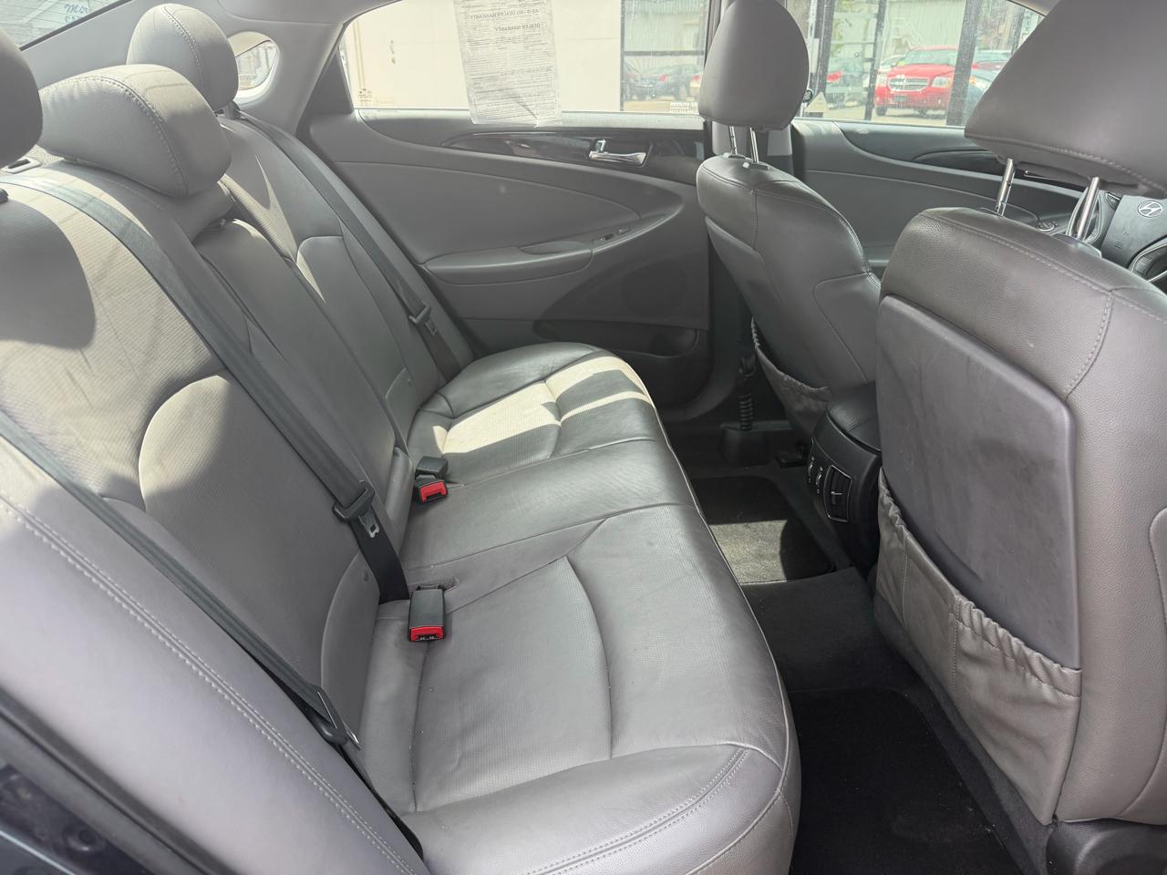 Hyundai Sonata 4dr Sdn 2.4L Auto Limited 2012