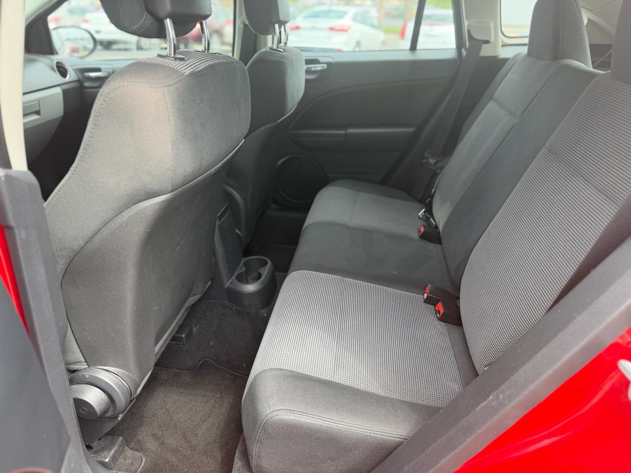 Dodge Caliber 4dr HB SXT 2012