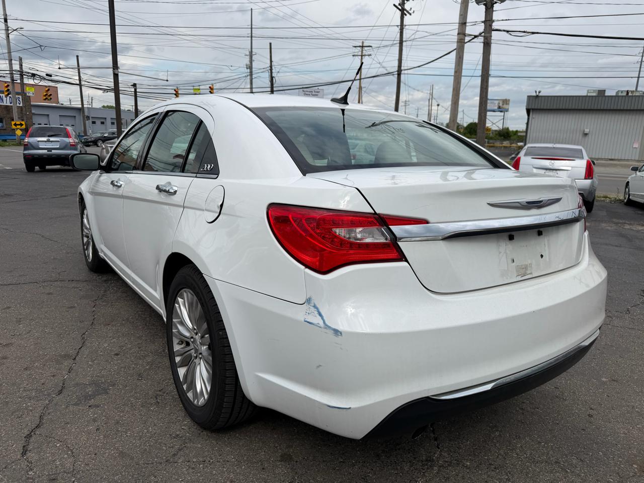 Chrysler 200 4dr Sdn Limited 2013