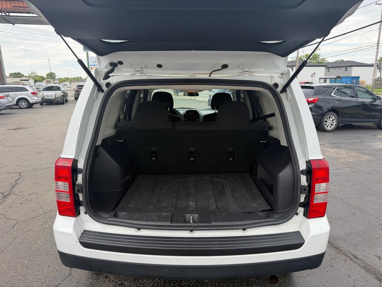 Jeep Patriot FWD 4dr Sport 2015