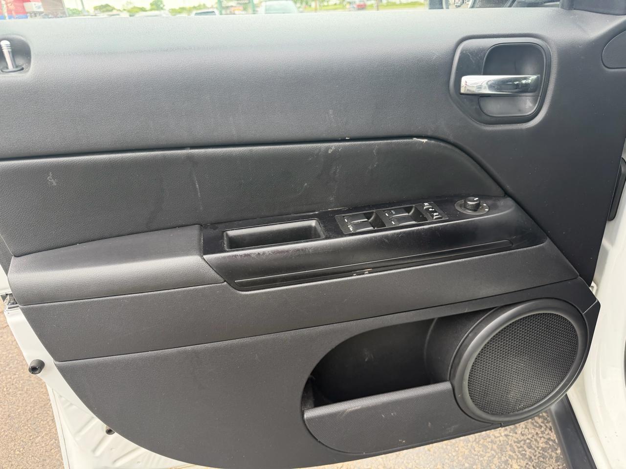 Jeep Patriot FWD 4dr Sport 2015