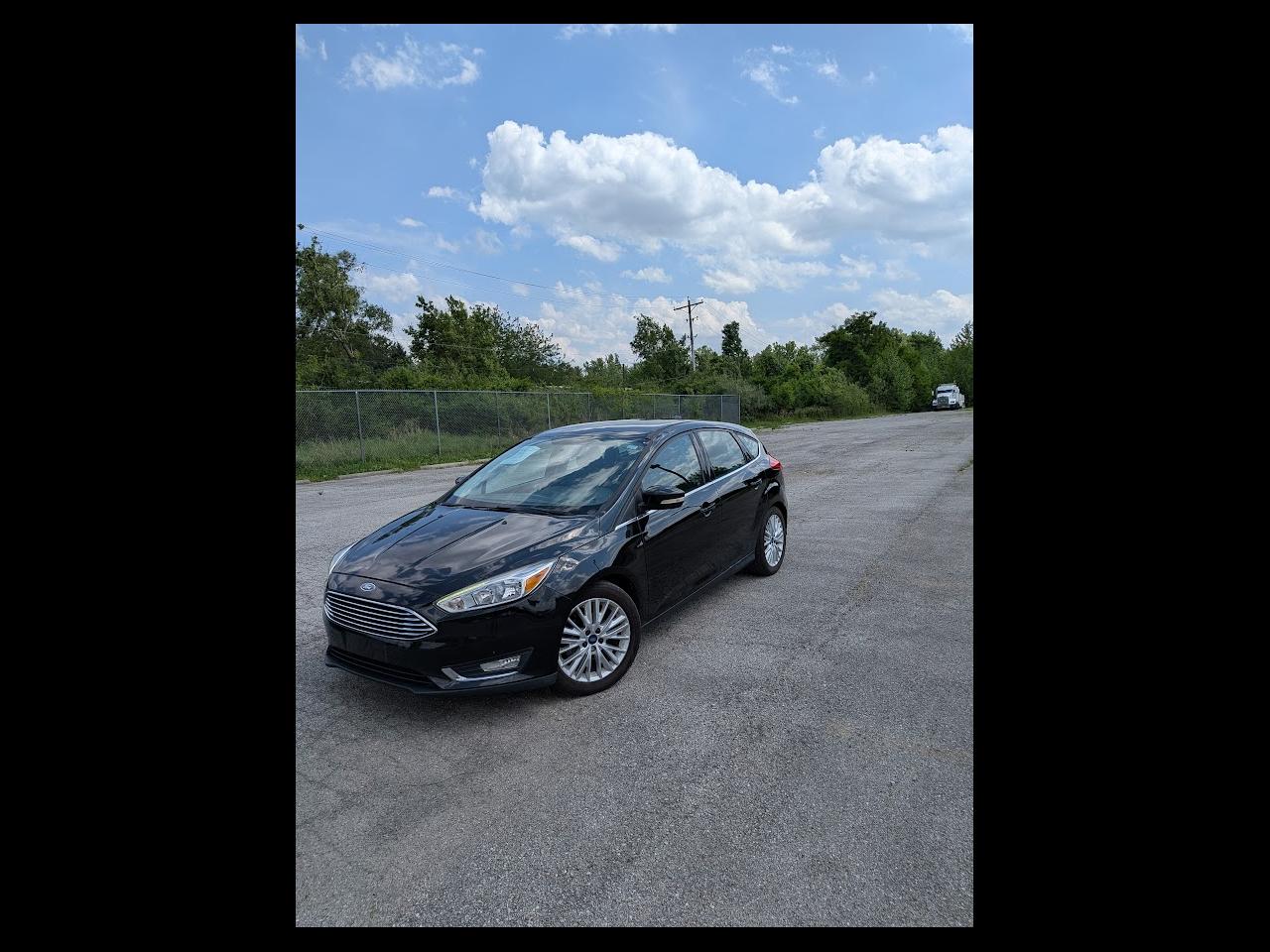 2015 Ford Focus 5dr HB Titanium