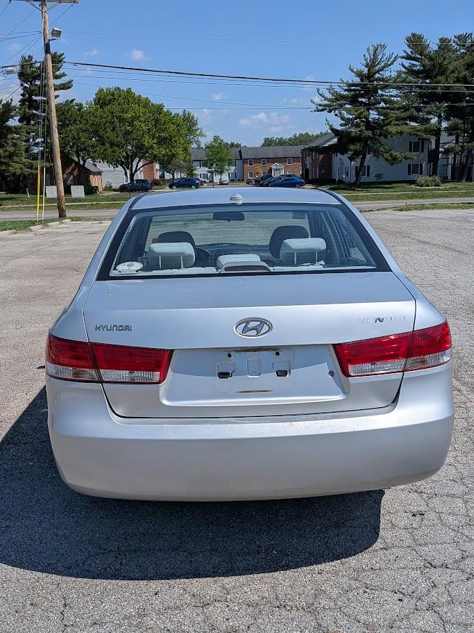 Hyundai Sonata 4dr Sdn I4 Man GLS 2008