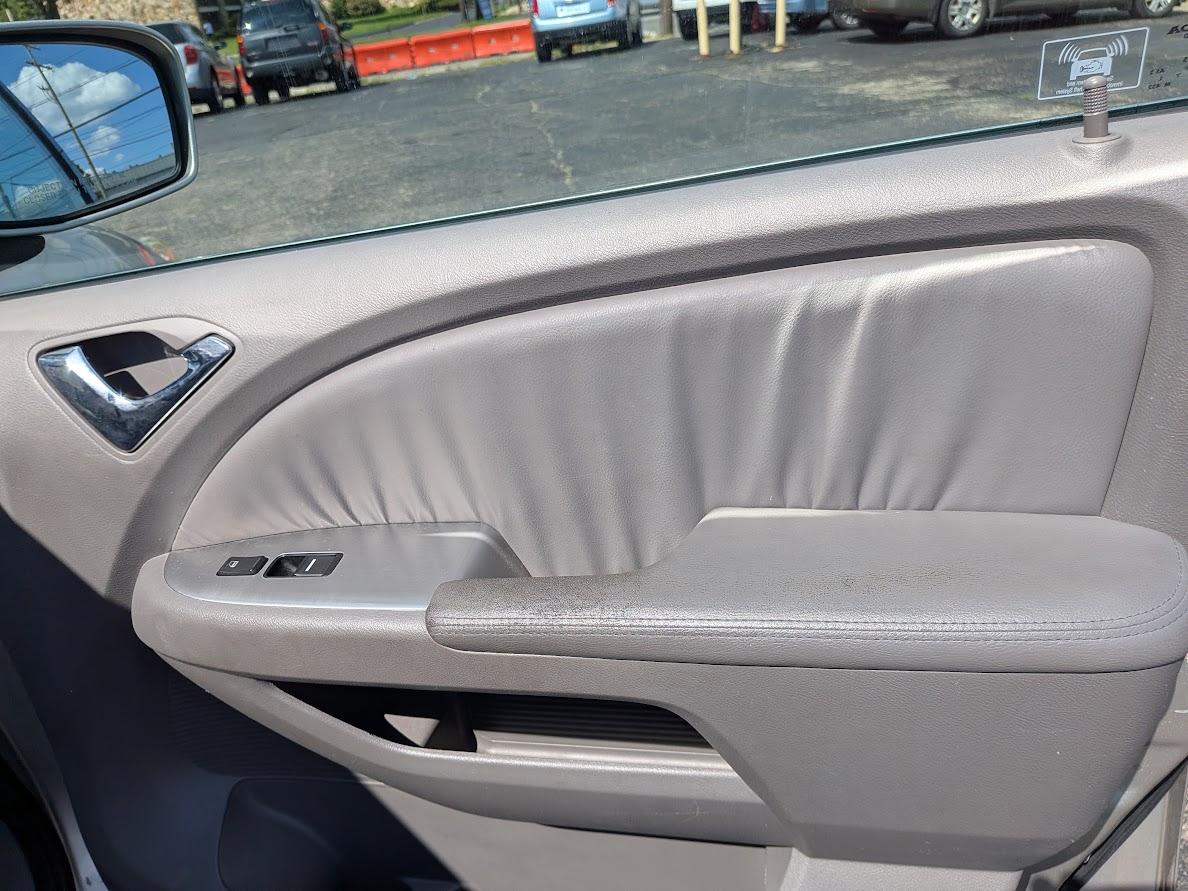 Honda Odyssey 5dr EX-L w/RES 2008