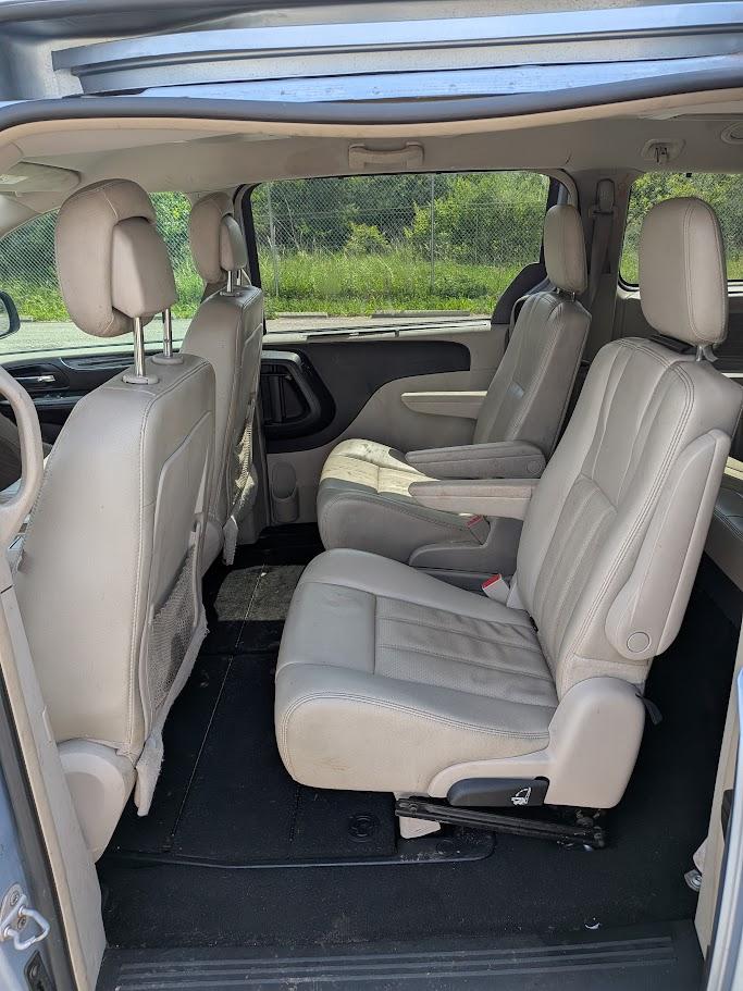 Chrysler Town & Country 4dr Wgn Touring-L 2013