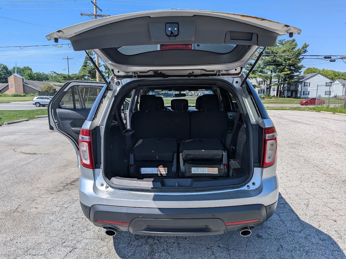 Ford Explorer FWD 4dr XLT 2011