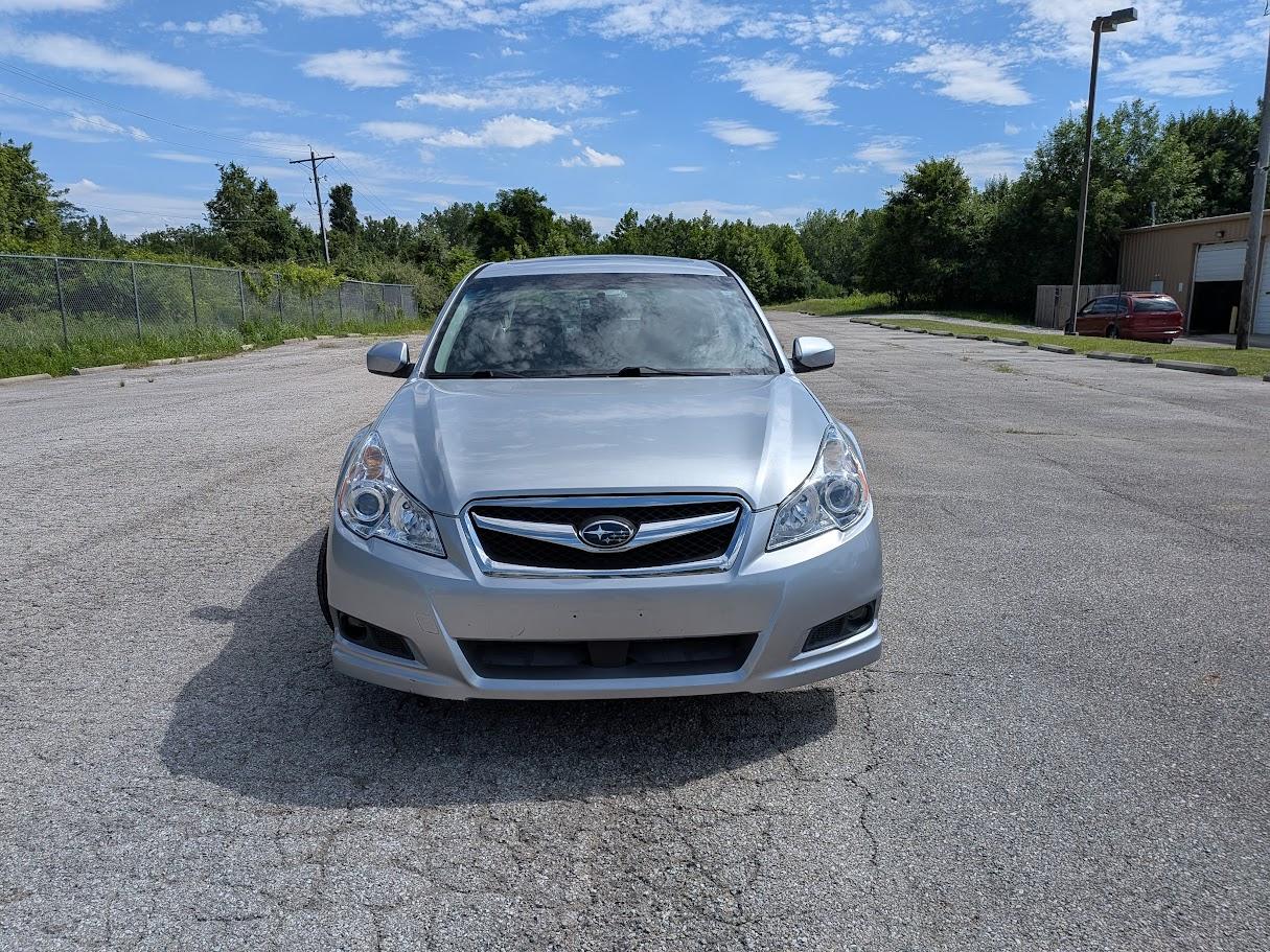 Subaru Legacy 4dr Sdn H4 Auto 2.5i Premium 2012