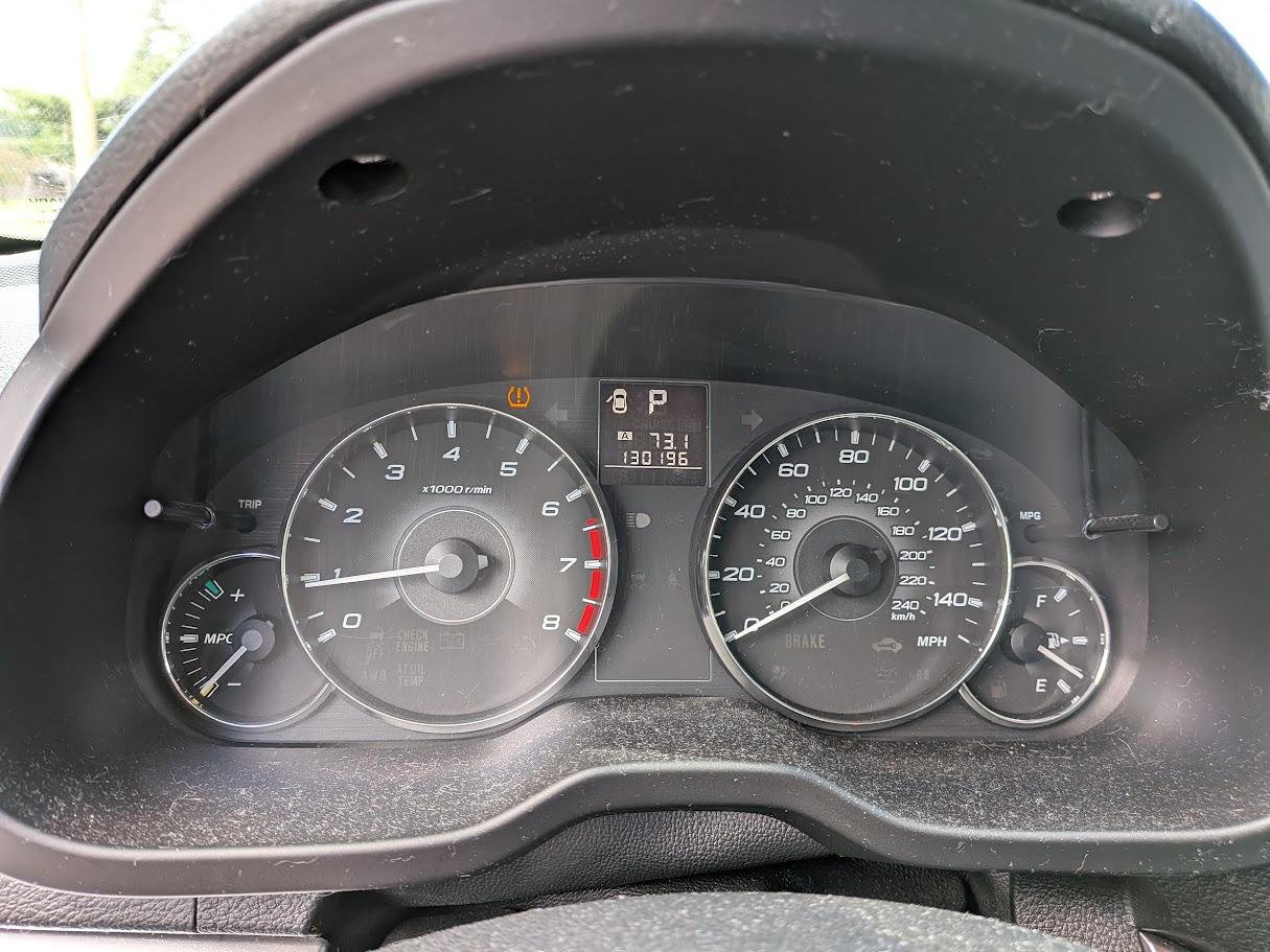 Subaru Legacy 4dr Sdn H4 Auto 2.5i Premium 2012