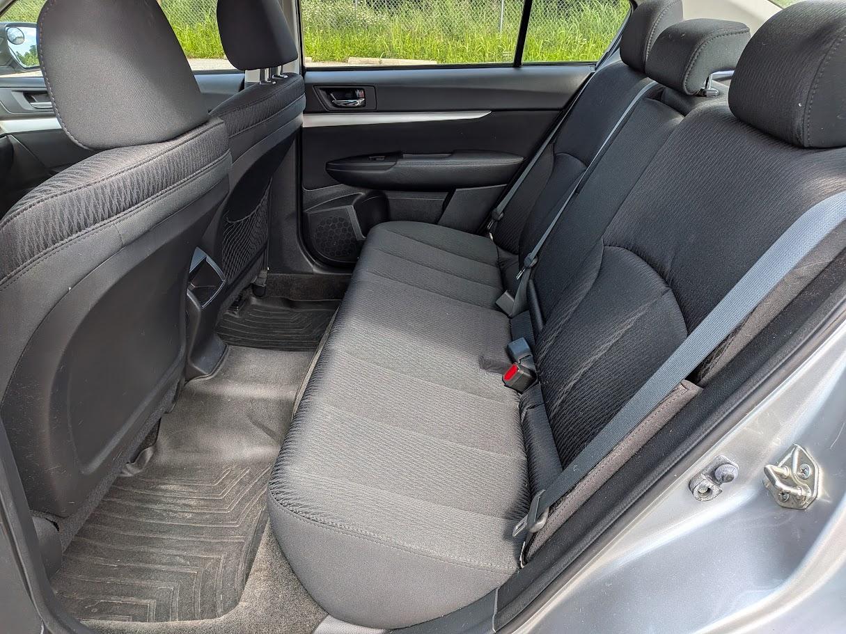 Subaru Legacy 4dr Sdn H4 Auto 2.5i Premium 2012