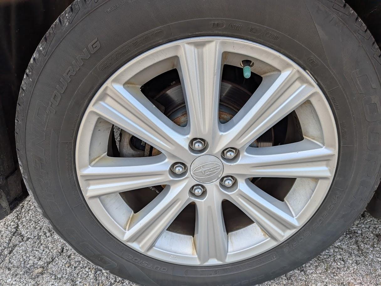 Subaru Legacy 4dr Sdn H4 Auto 2.5i Premium 2012