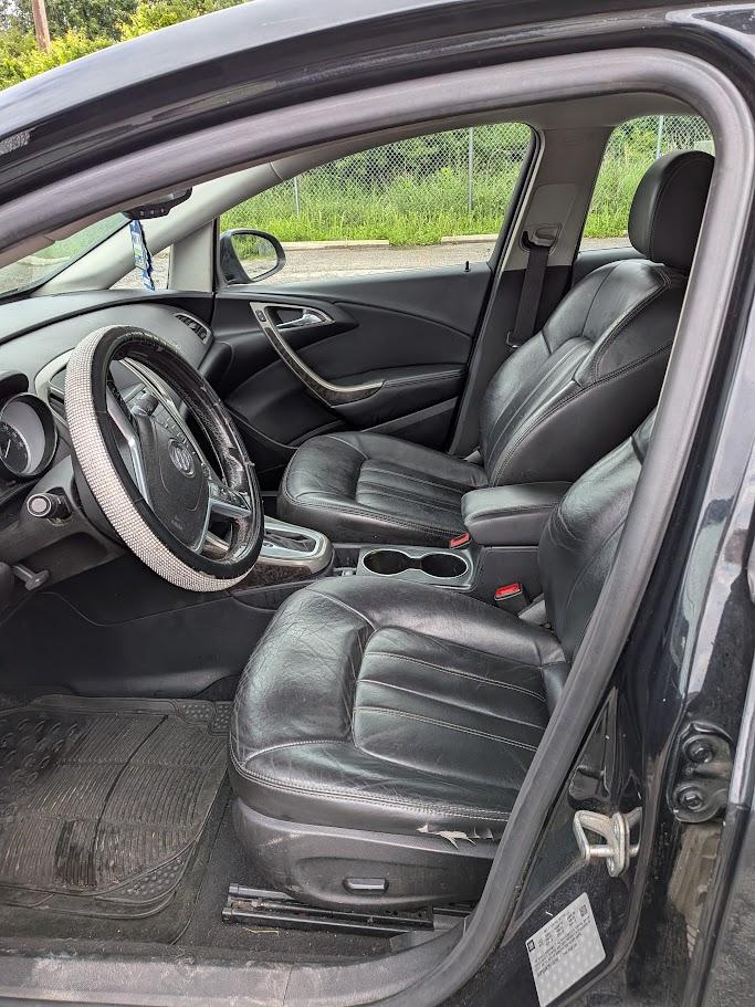 Buick Verano 4dr Sdn Leather Group 2014