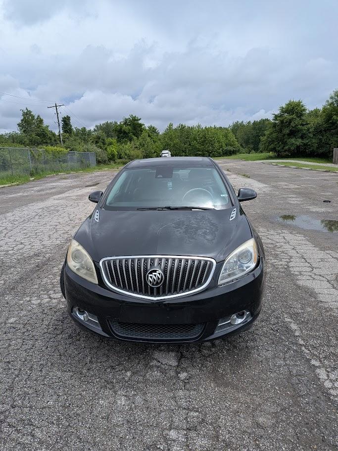 Buick Verano 4dr Sdn Leather Group 2014