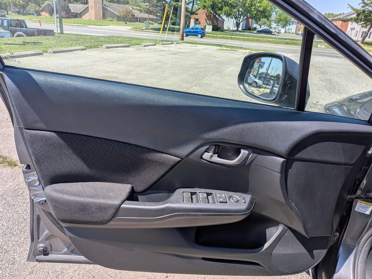 Honda Civic Sdn 4dr Auto LX 2013