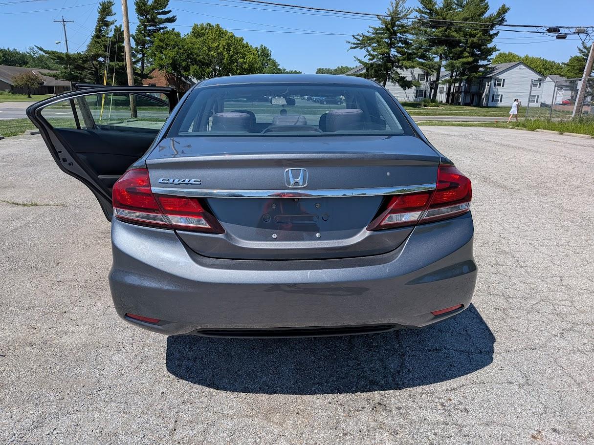 Honda Civic Sdn 4dr Auto LX 2013